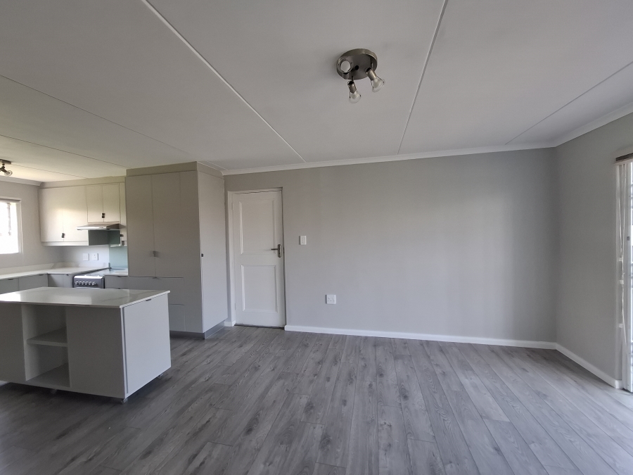 To Let 2 Bedroom Property for Rent in Bloubergstrand Western Cape